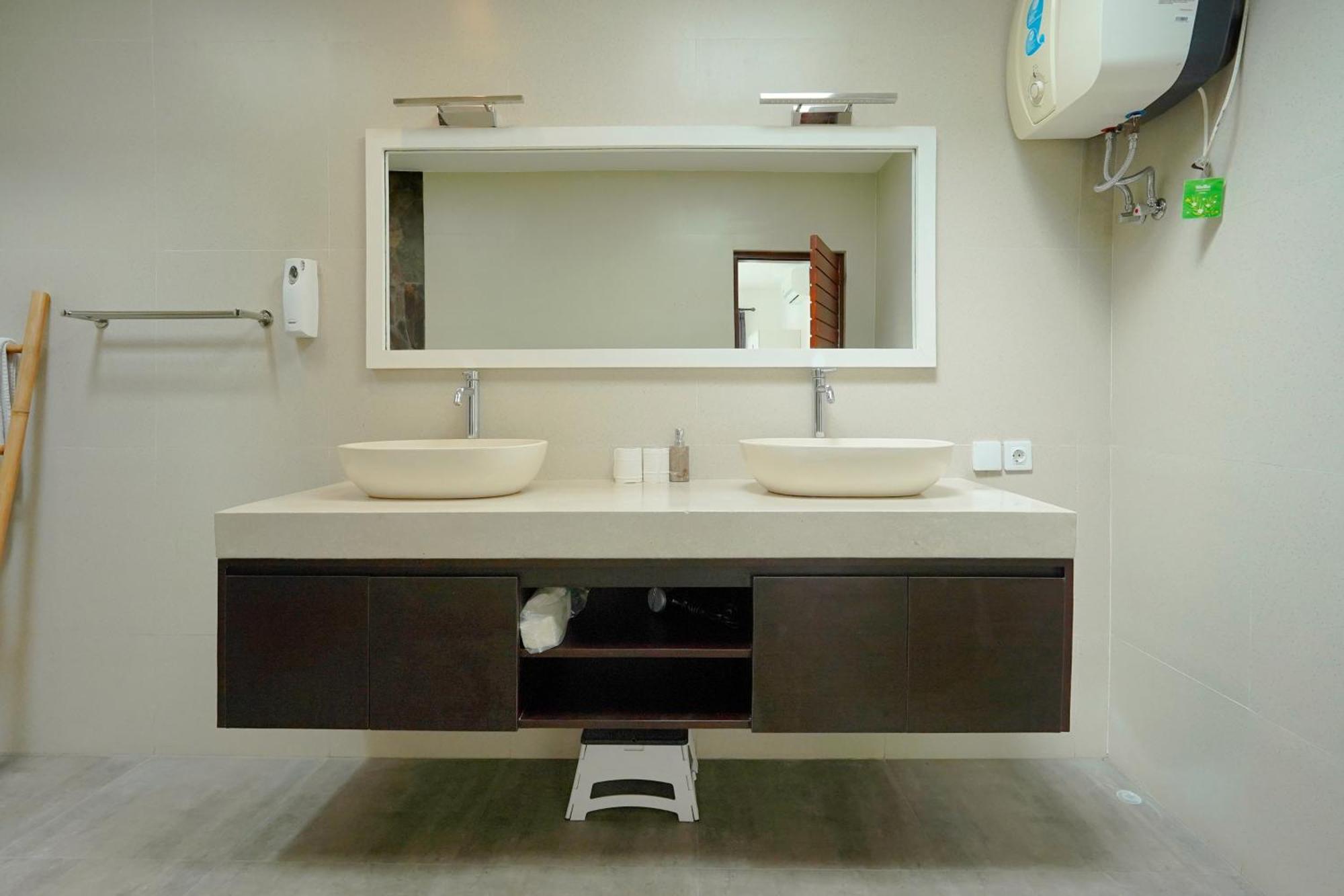 Eldborg Villas Seminyak エクステリア 写真